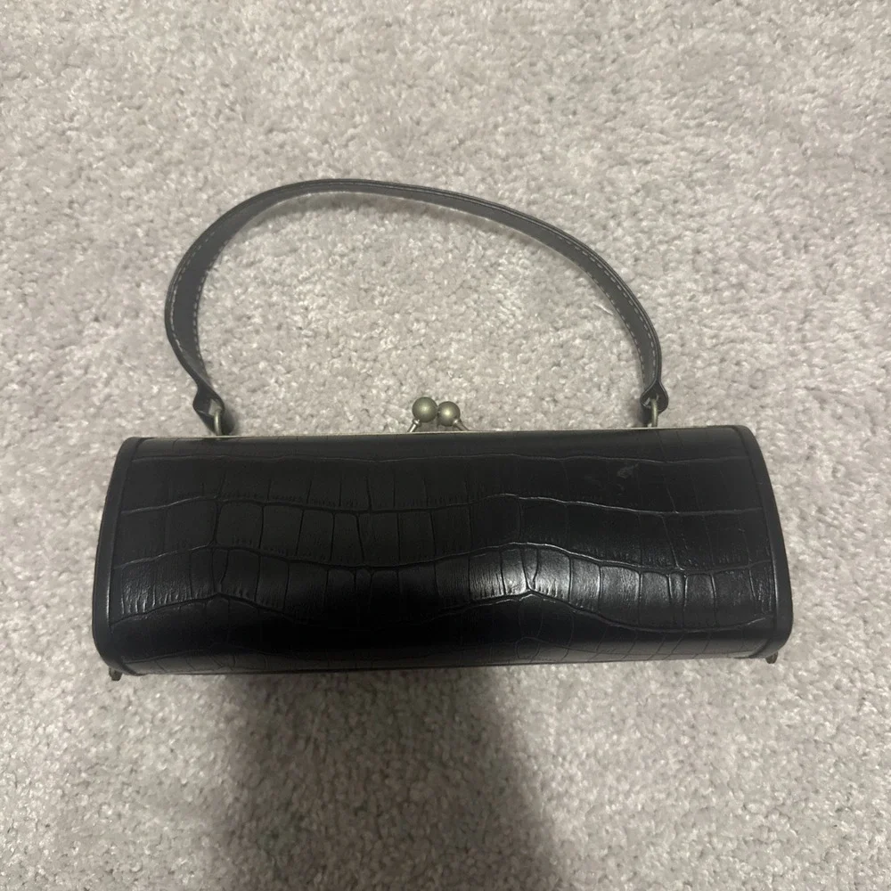 Vintage Leather Handbag / Clutch / Purse Black Alligator Skin Pattern